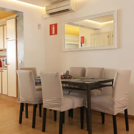 Casa Vazquez بيت للعطل طوستا ديل سيلونثيو